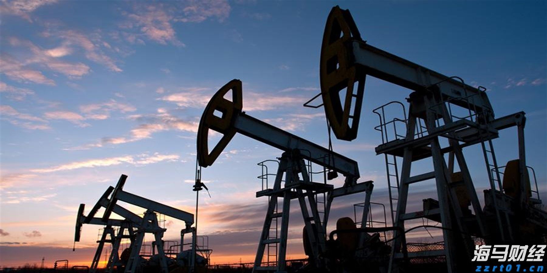 单机年发电量1亿度!全球最大海上风电机组完成吊装